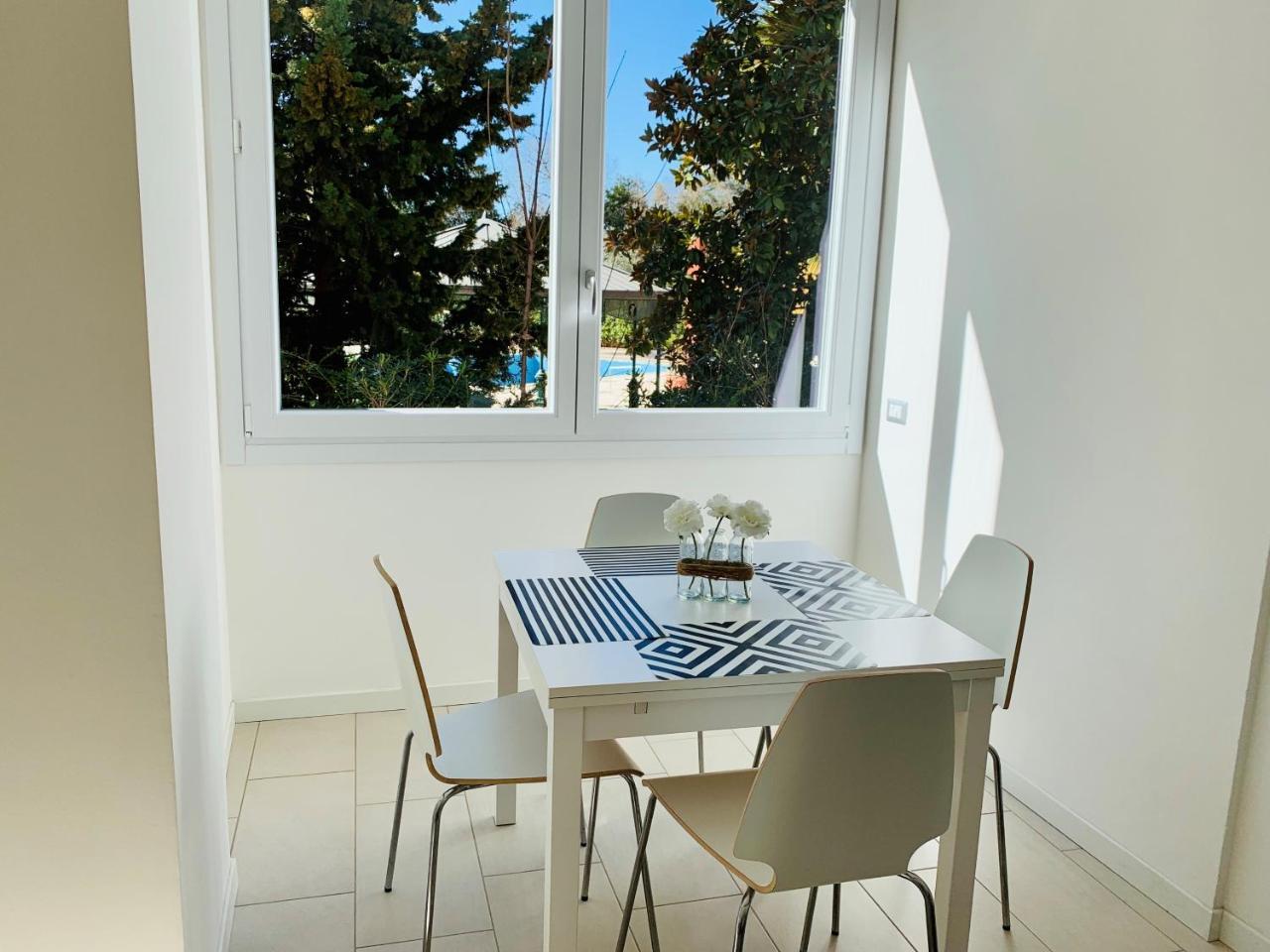 Front Lake Apartment Bardolino Exterior foto